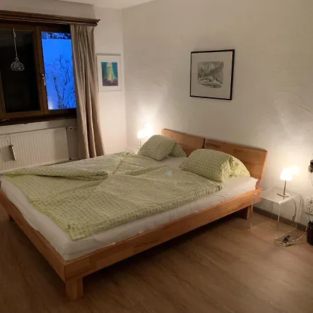Cozy Quiet With Terrace Close To Center *